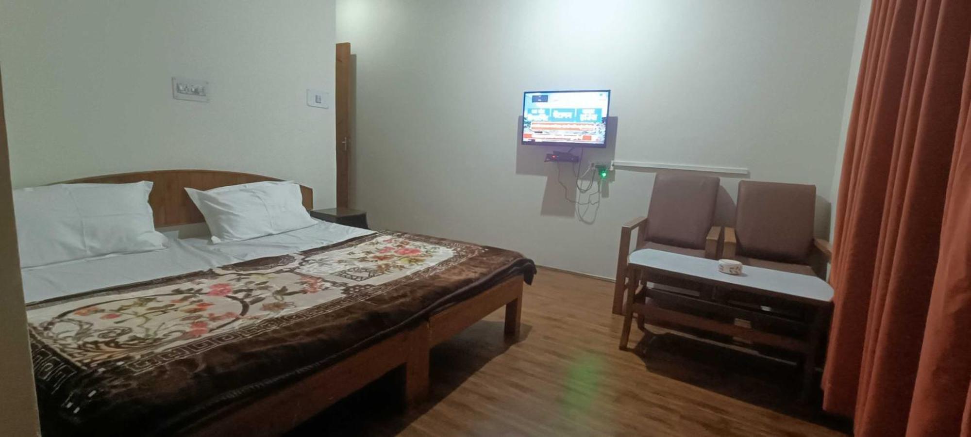 Hotel O Kohsheen Guest House Srinagar  Exterior photo